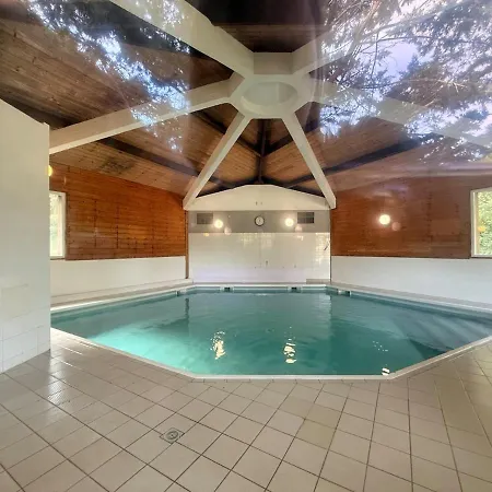 Maison Lazor avec piscines idéal pour famille Hébergement de vacances *